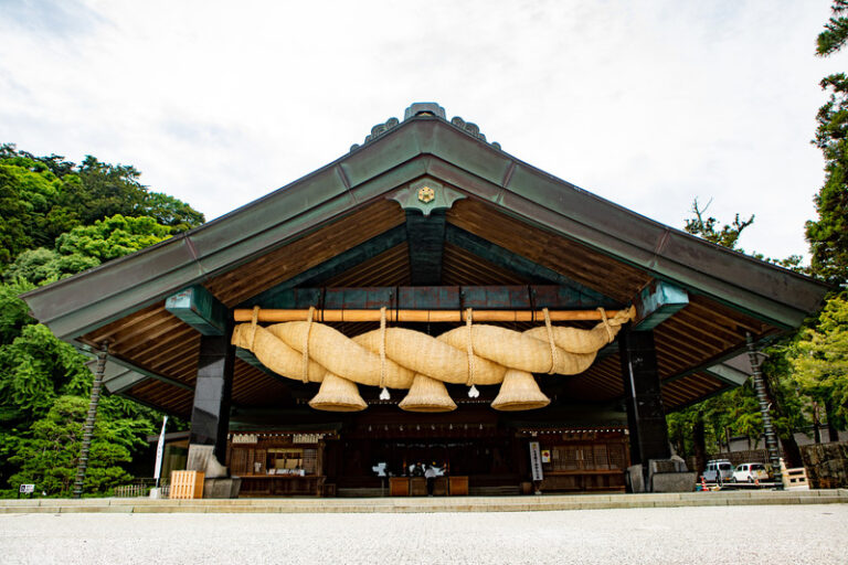 出雲大社_しめ縄_藁
