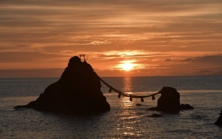 しめ縄_夕日_海_鳥居