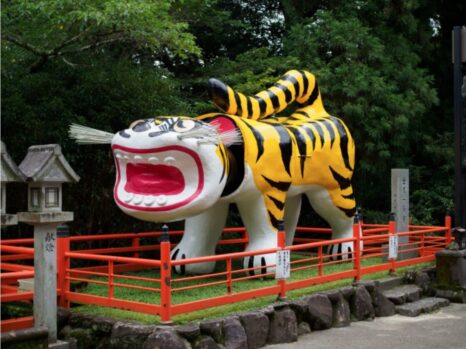 虎_神社・寺_参拝