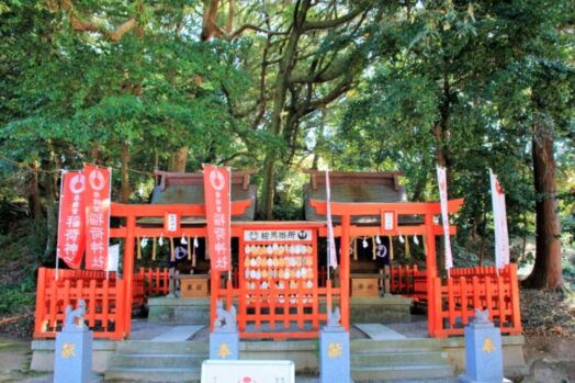 酉年_鶏石神社