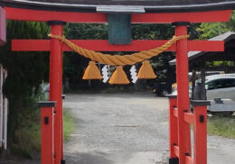 新潟県_新潟市西区_寺尾神社_鼓胴型_しめ縄交換