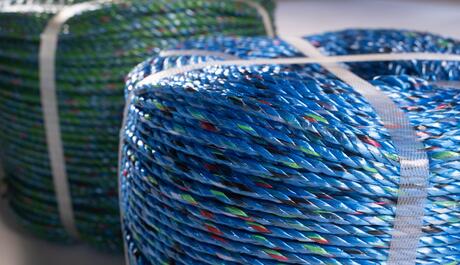 天然素材にはない強みとは｜ポリエチレン素材が選ばれる理由