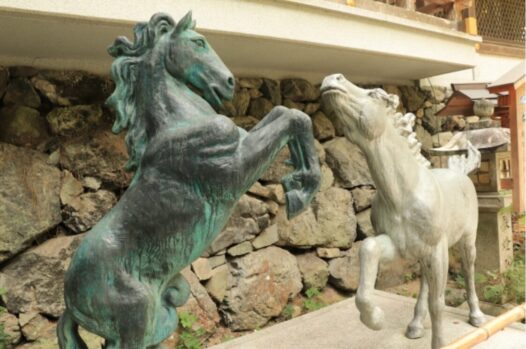 しめ縄_午_縁起