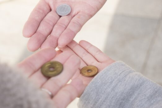 お賽銭_いくら入れる_金額の考え方