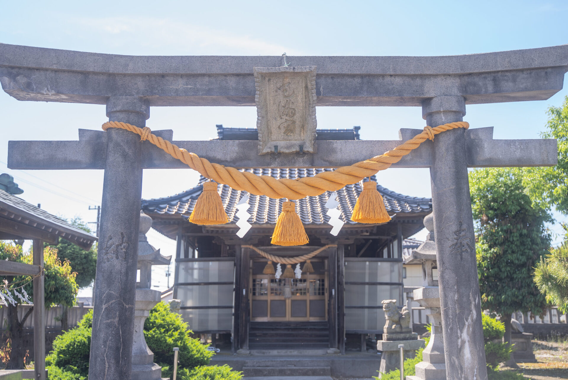 神社鳥居用、境内用しめ縄