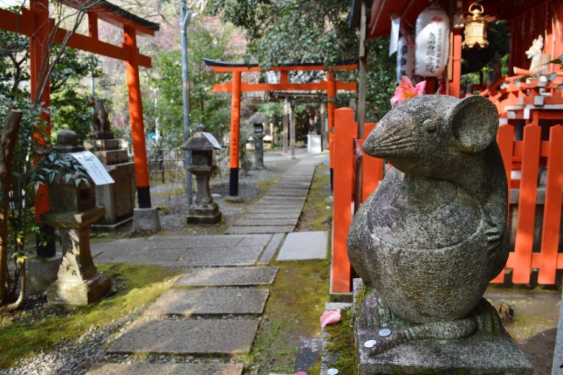 乃木坂 乃木神社 干支 絵皿 ネズミ 鼠年 未年 小皿 ネズミ 置物 金 鼠