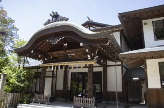 社務所_授与所_祓所ってどこ？_拝殿_神社の見取り図ガイド